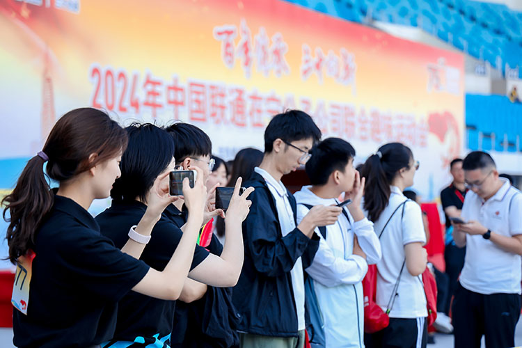 運(yùn)勸會觀眾